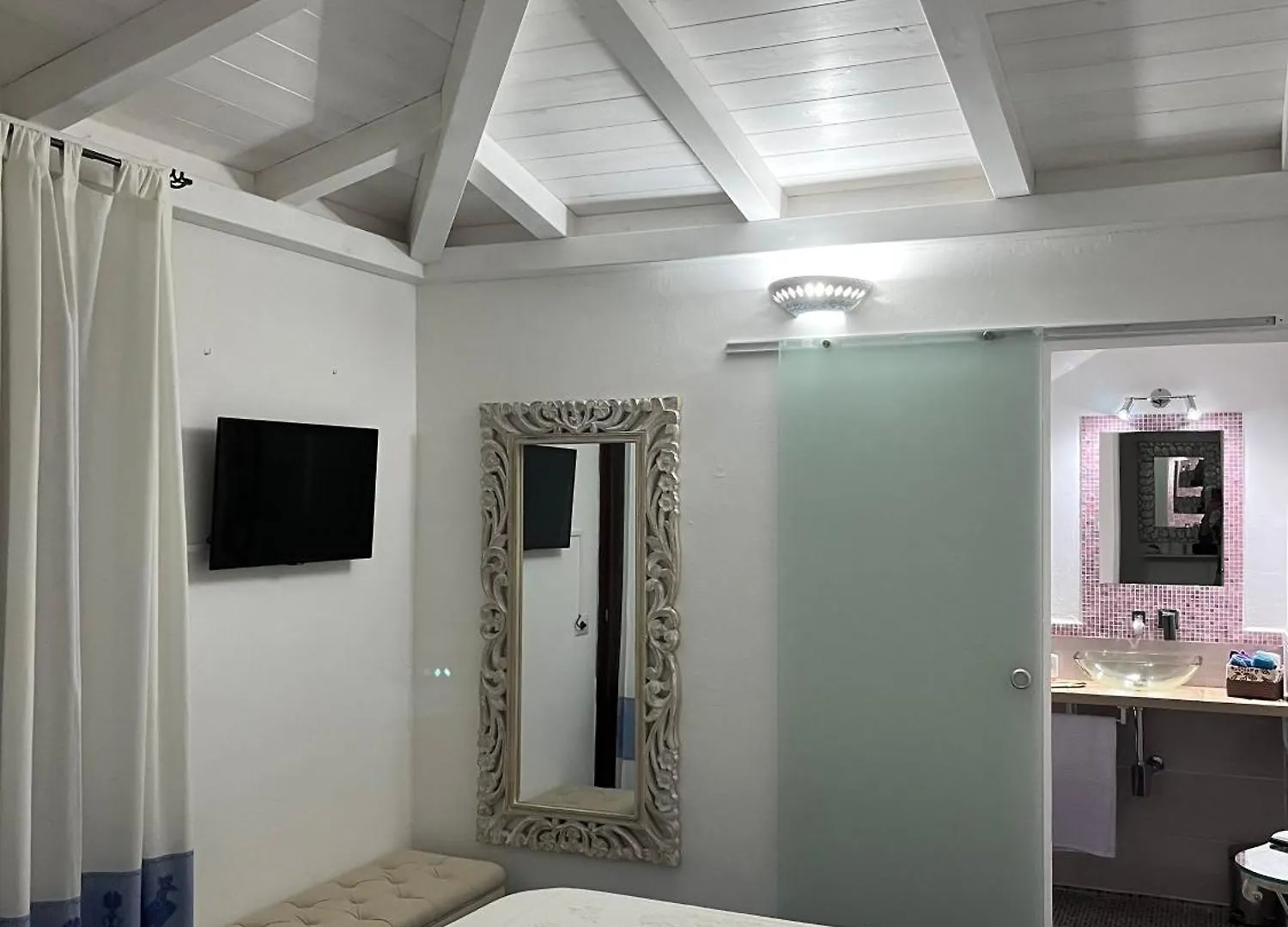Holiday home Villa Con Piscina E Vista Mare Tanaunella Italy