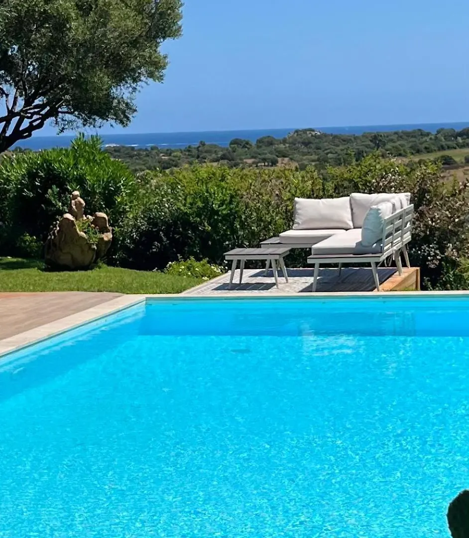 Villa Con Piscina E Vista Mare Tanaunella