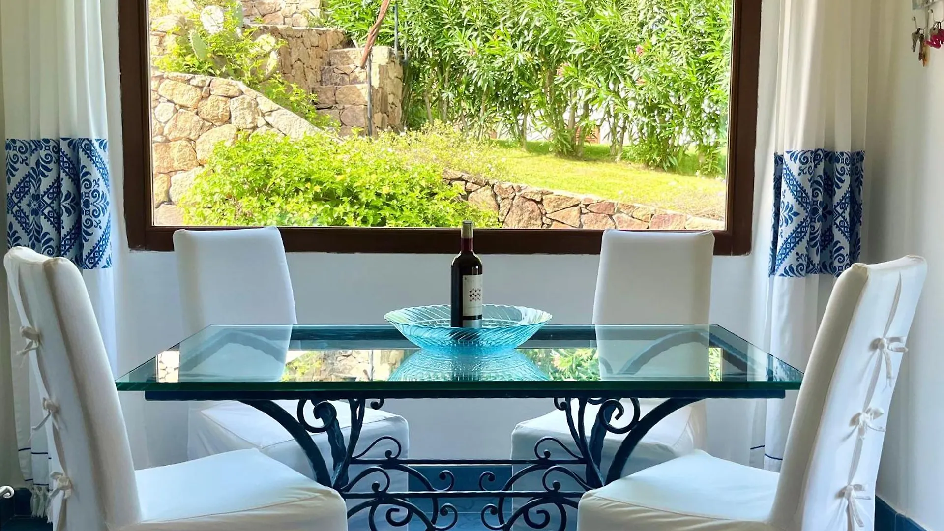 Villa Con Piscina E Vista Mare Tanaunella 0*,  Italy